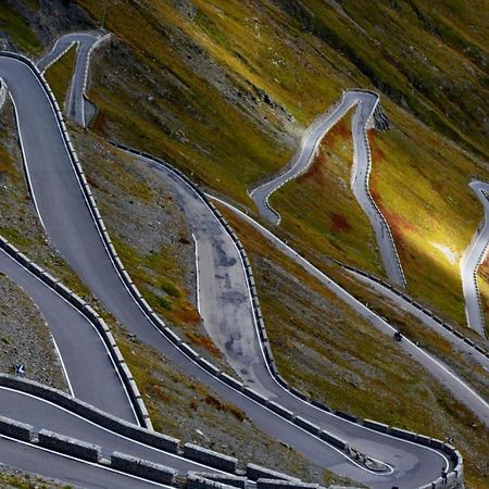 Hotel Mirador Del Angliru Eboutique Риоса Екстериор снимка