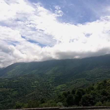Hotel Mirador Del Angliru Eboutique Риоса Екстериор снимка