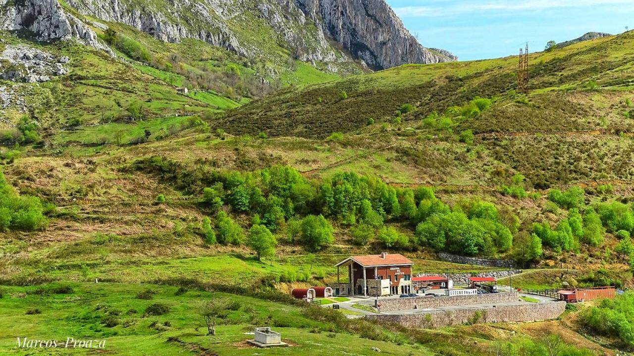 Hotel Mirador Del Angliru Eboutique Риоса Екстериор снимка